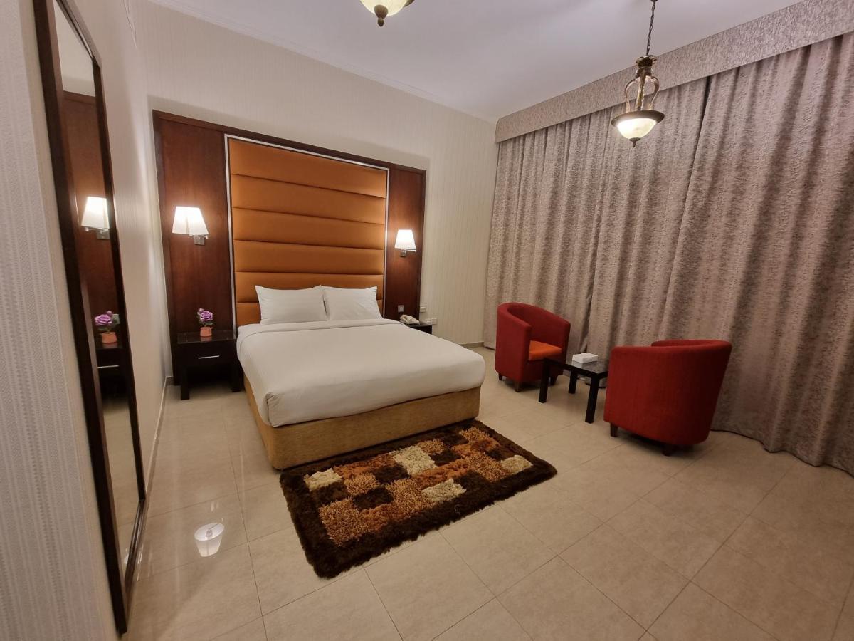 Vista City Hotel Dubai Buitenkant foto