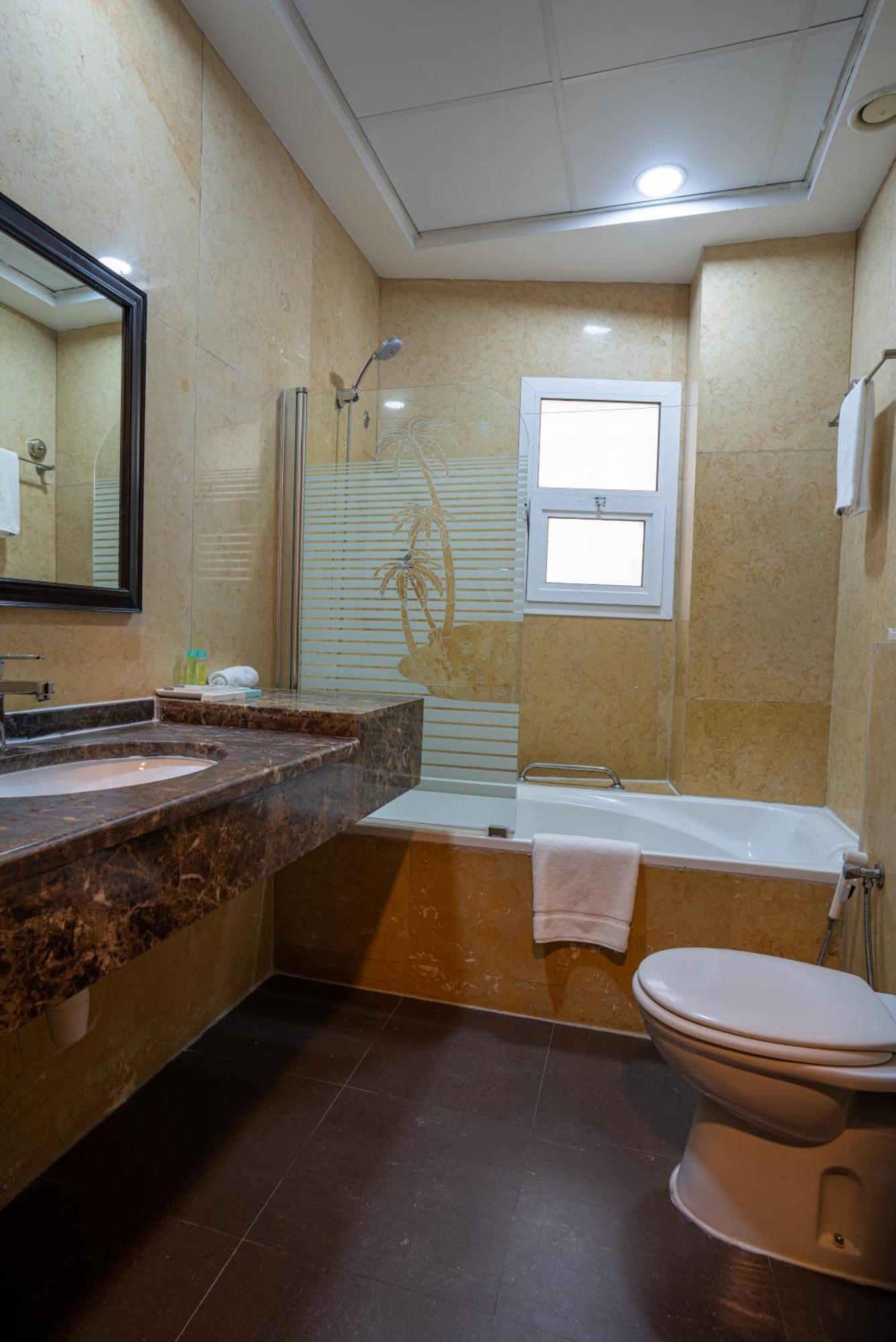 Vista City Hotel Dubai Buitenkant foto