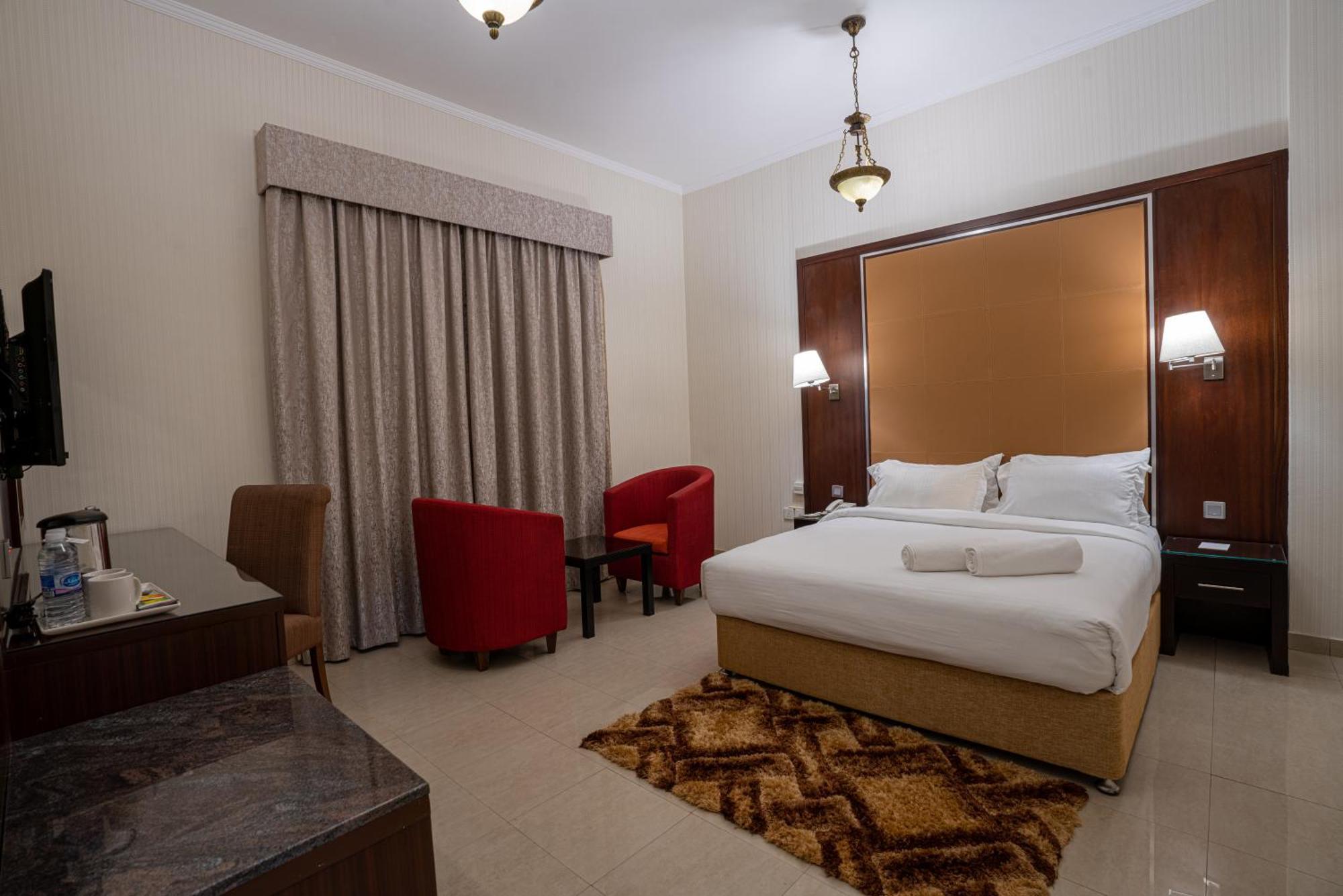 Vista City Hotel Dubai Buitenkant foto